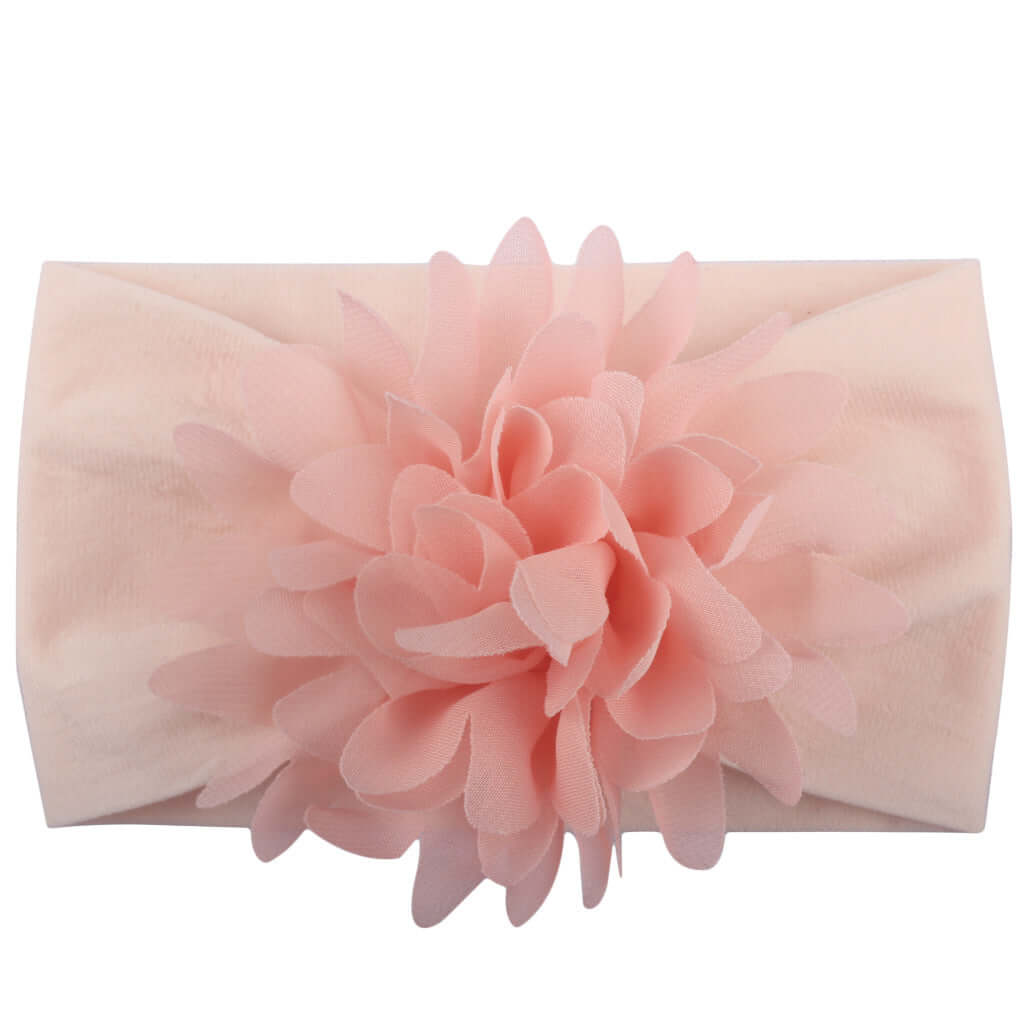 <p>Thoughtfully composed with an editorial sensibility, this piece embodies understated luxury through texture, movement, and presence. It transitions seamlessly through the day with confidence and quiet sophistication.</p>