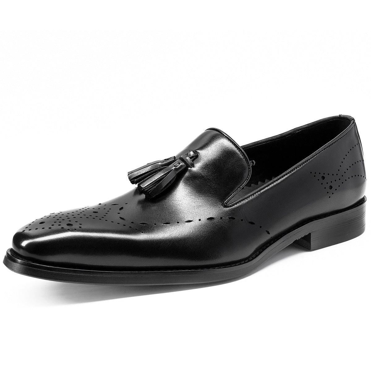 <p>A luminous expression of modern refinement, designed to catch the light with subtle elegance. Its quiet radiance lends a sense of occasion to even the most understated ensemble.</p>