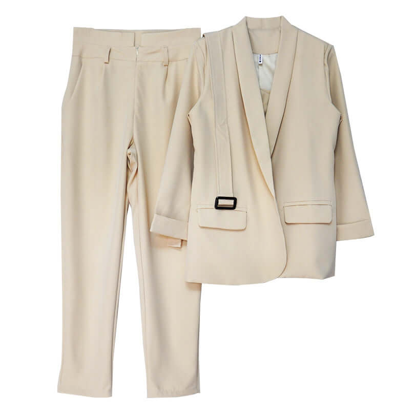 <p>Thoughtfully composed with an editorial sensibility, this piece embodies understated luxury through texture, movement, and presence. It transitions seamlessly through the day with confidence and quiet sophistication.</p>