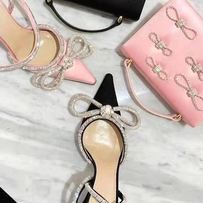 <p>Designed to move with confidence and grace, this style delivers a polished finish with enduring appeal. The silhouette feels timeless, elevated, and effortlessly poised.</p>