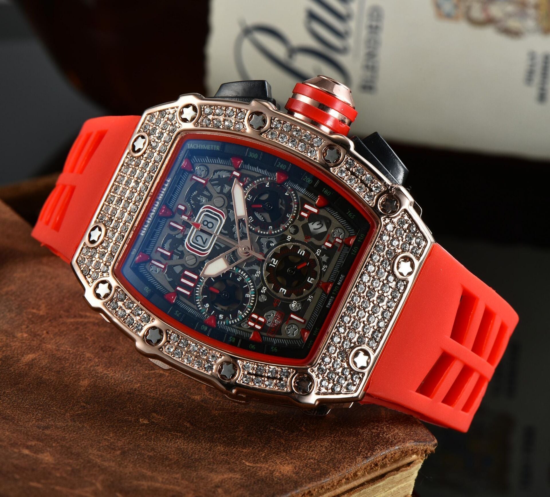 <p>A luminous expression of modern refinement, designed to catch the light with subtle elegance. Its quiet radiance lends a sense of occasion to even the most understated ensemble.</p>