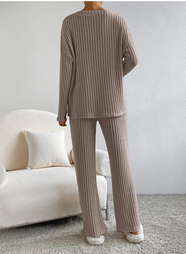 <p>Thoughtfully composed with an editorial sensibility, this piece embodies understated luxury through texture, movement, and presence. It transitions seamlessly through the day with confidence and quiet sophistication.</p>