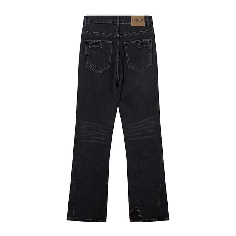 <p>Thoughtfully composed with an editorial sensibility, this piece embodies understated luxury through texture, movement, and presence. It transitions seamlessly through the day with confidence and quiet sophistication.</p>