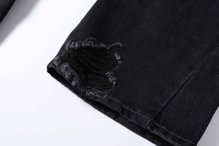 <p>Thoughtfully composed with an editorial sensibility, this piece embodies understated luxury through texture, movement, and presence. It transitions seamlessly through the day with confidence and quiet sophistication.</p>