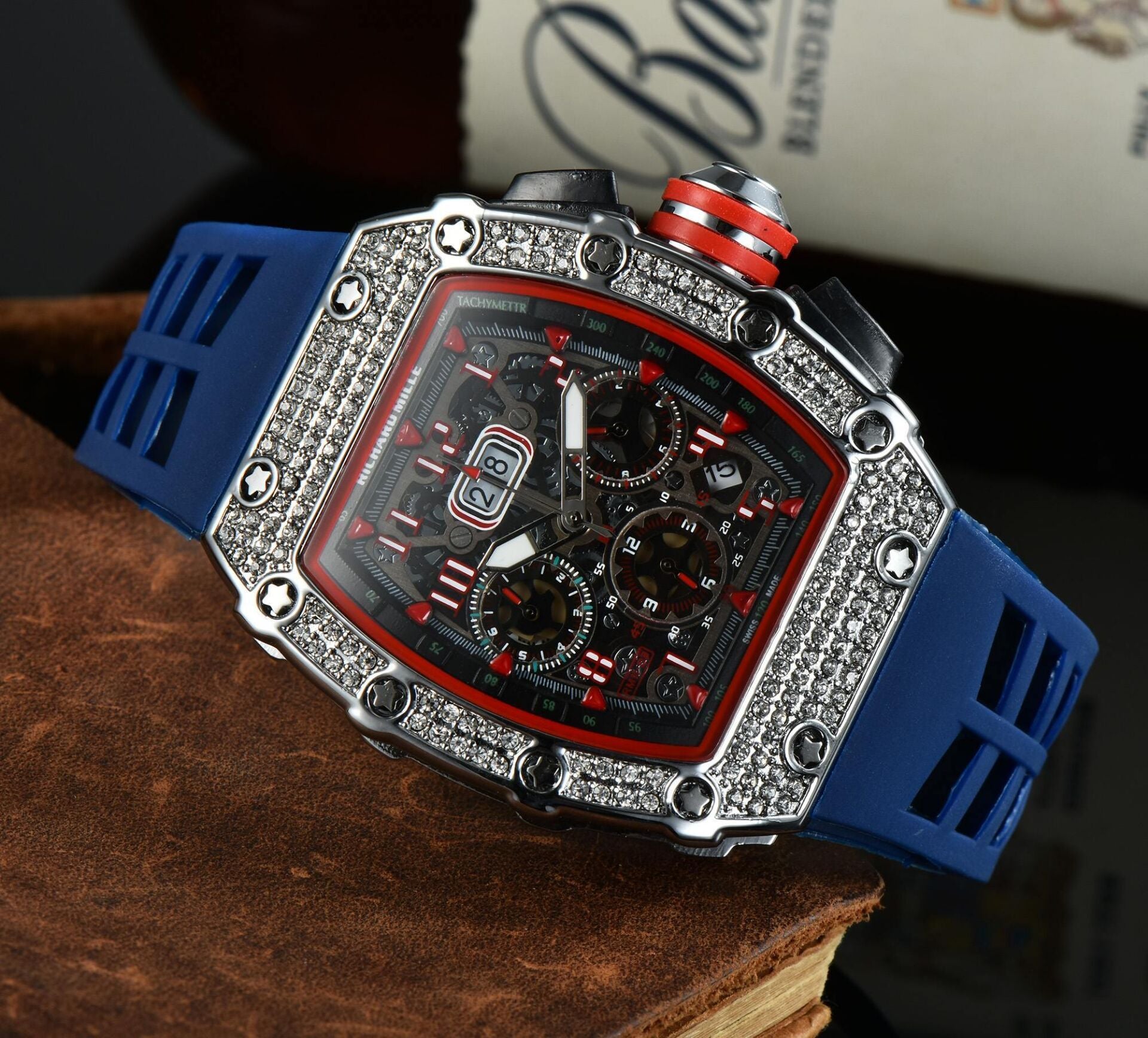 <p>A luminous expression of modern refinement, designed to catch the light with subtle elegance. Its quiet radiance lends a sense of occasion to even the most understated ensemble.</p>
