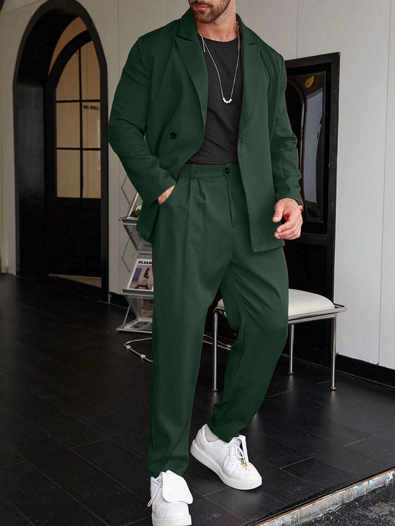 Loose Men's Suit