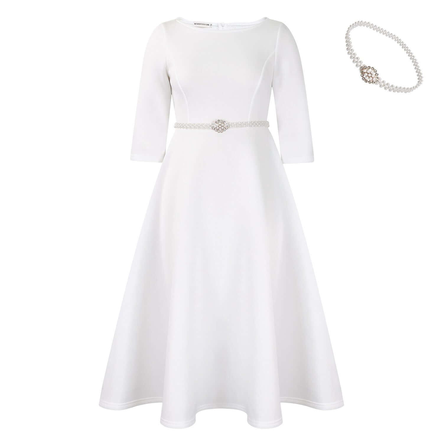 <p>Cut with fluid elegance, this silhouette glides through the evening with quiet confidence and an unmistakable sense of allure. Every movement reveals a refined presence that lingers long after the moment has passed.</p>