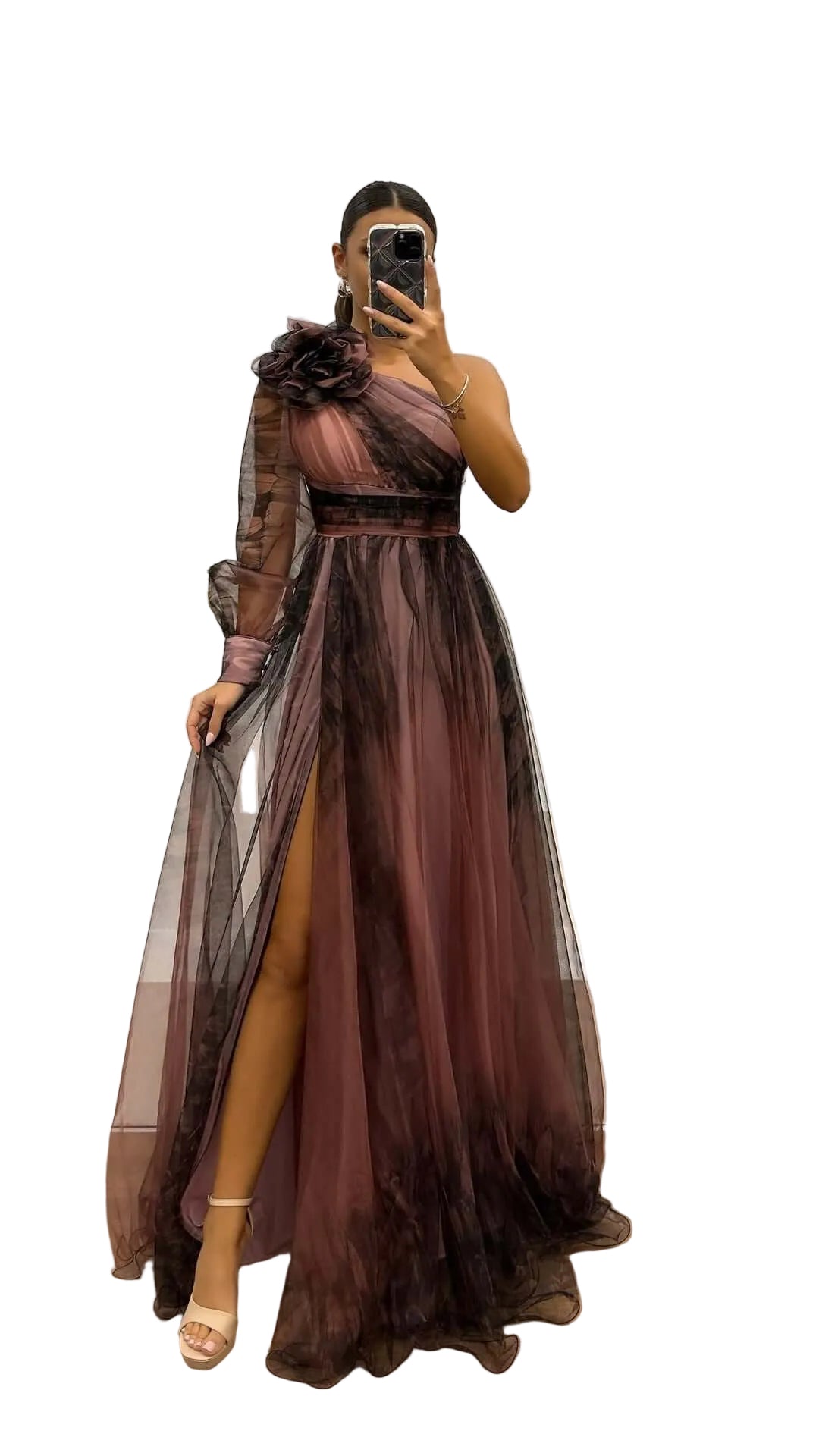<p>Cut with fluid elegance, this silhouette glides through the evening with quiet confidence and an unmistakable sense of allure. Every movement reveals a refined presence that lingers long after the moment has passed.</p>