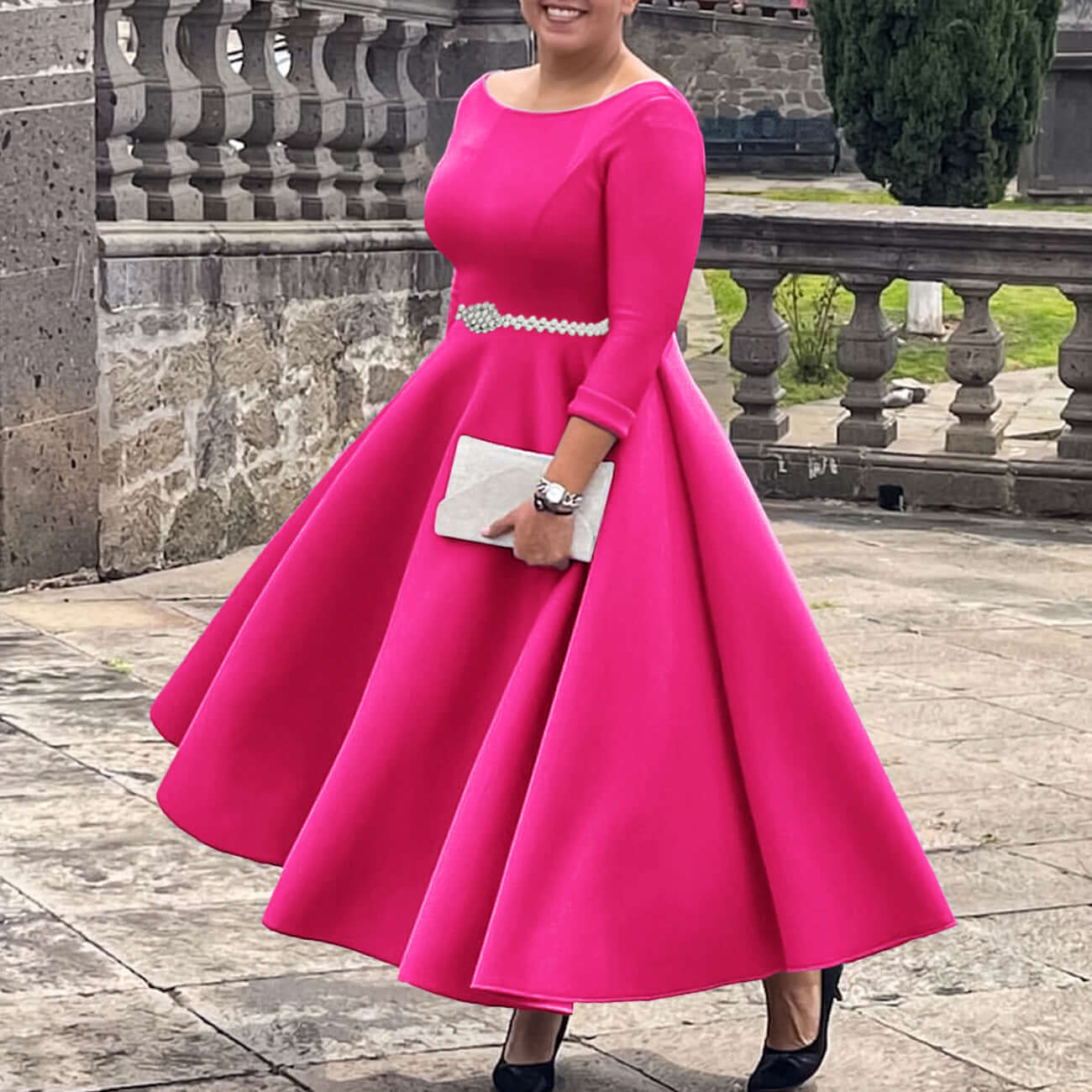 <p>Cut with fluid elegance, this silhouette glides through the evening with quiet confidence and an unmistakable sense of allure. Every movement reveals a refined presence that lingers long after the moment has passed.</p>