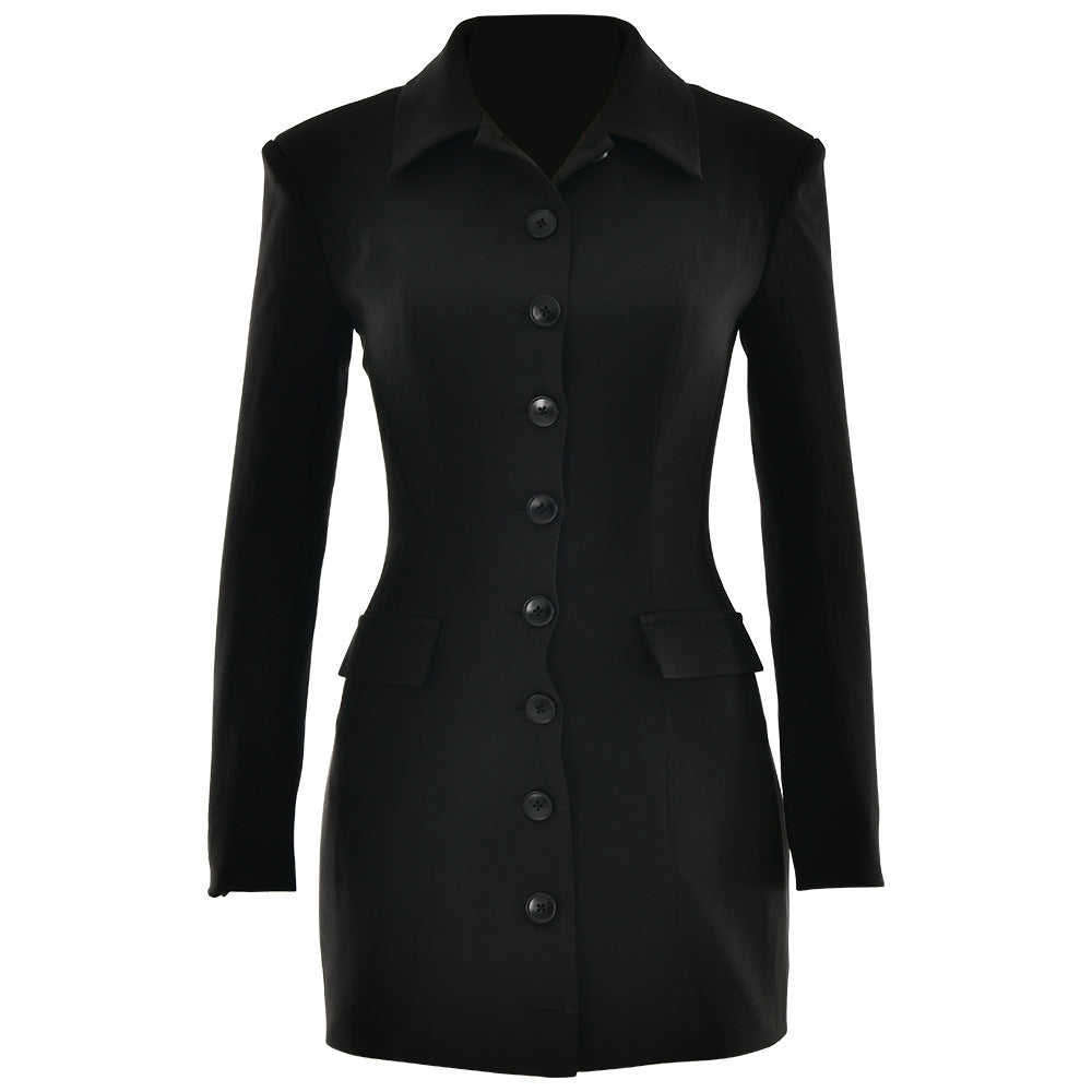 <p>Cut with fluid elegance, this silhouette glides through the evening with quiet confidence and an unmistakable sense of allure. Every movement reveals a refined presence that lingers long after the moment has passed.</p>