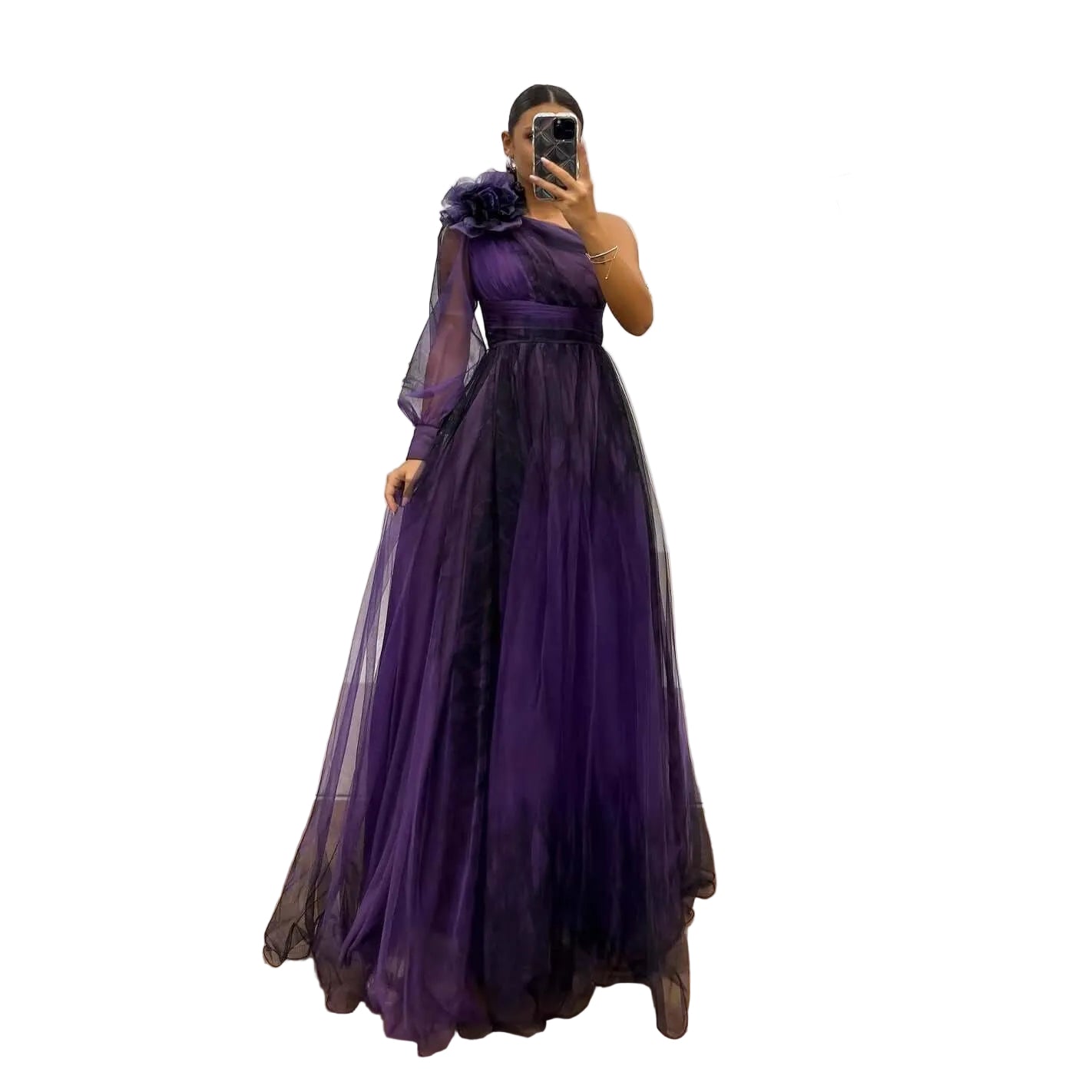 <p>Cut with fluid elegance, this silhouette glides through the evening with quiet confidence and an unmistakable sense of allure. Every movement reveals a refined presence that lingers long after the moment has passed.</p>