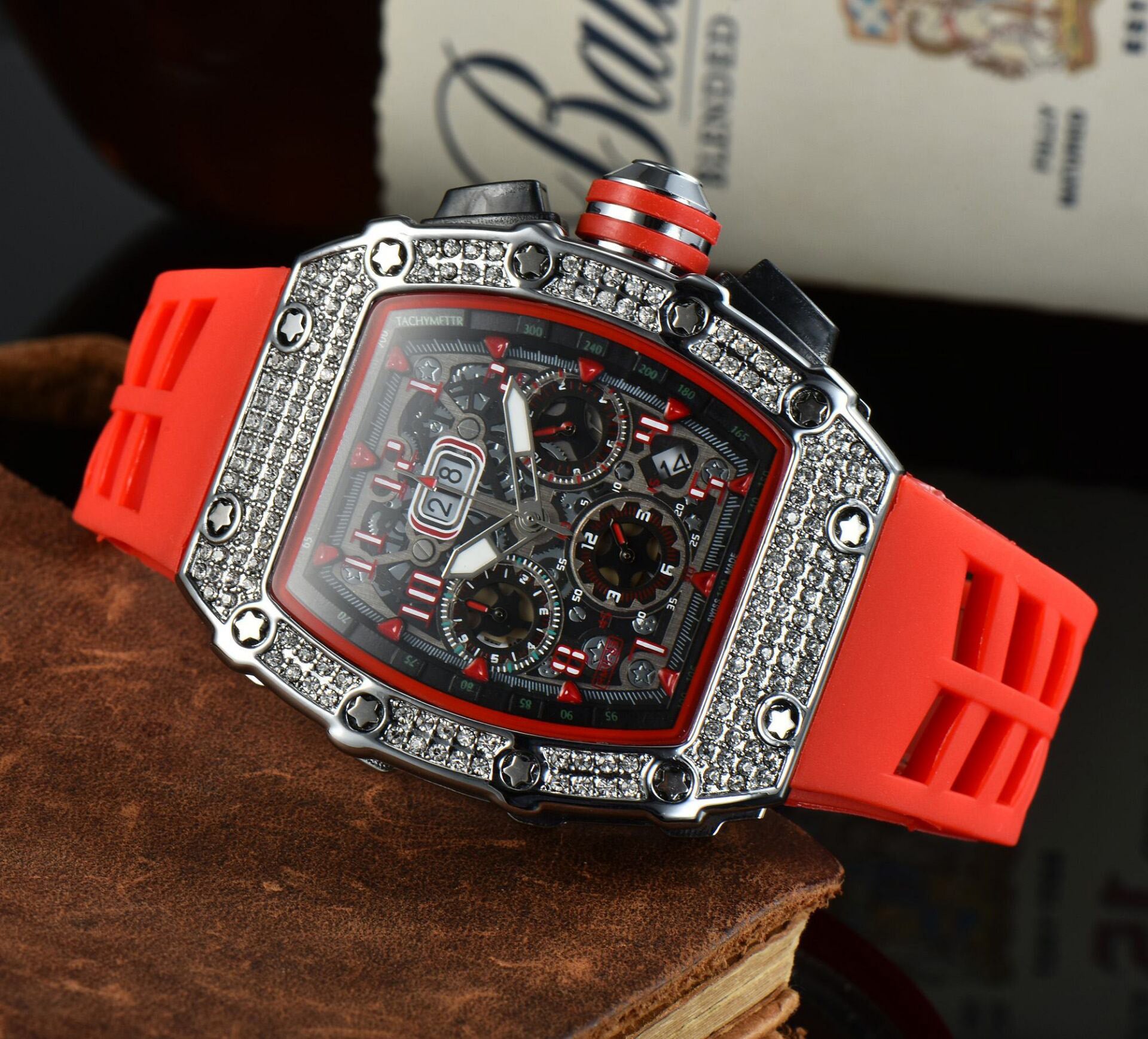 <p>A luminous expression of modern refinement, designed to catch the light with subtle elegance. Its quiet radiance lends a sense of occasion to even the most understated ensemble.</p>