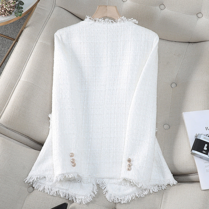 <p>Thoughtfully composed with an editorial sensibility, this piece embodies understated luxury through texture, movement, and presence. It transitions seamlessly through the day with confidence and quiet sophistication.</p>