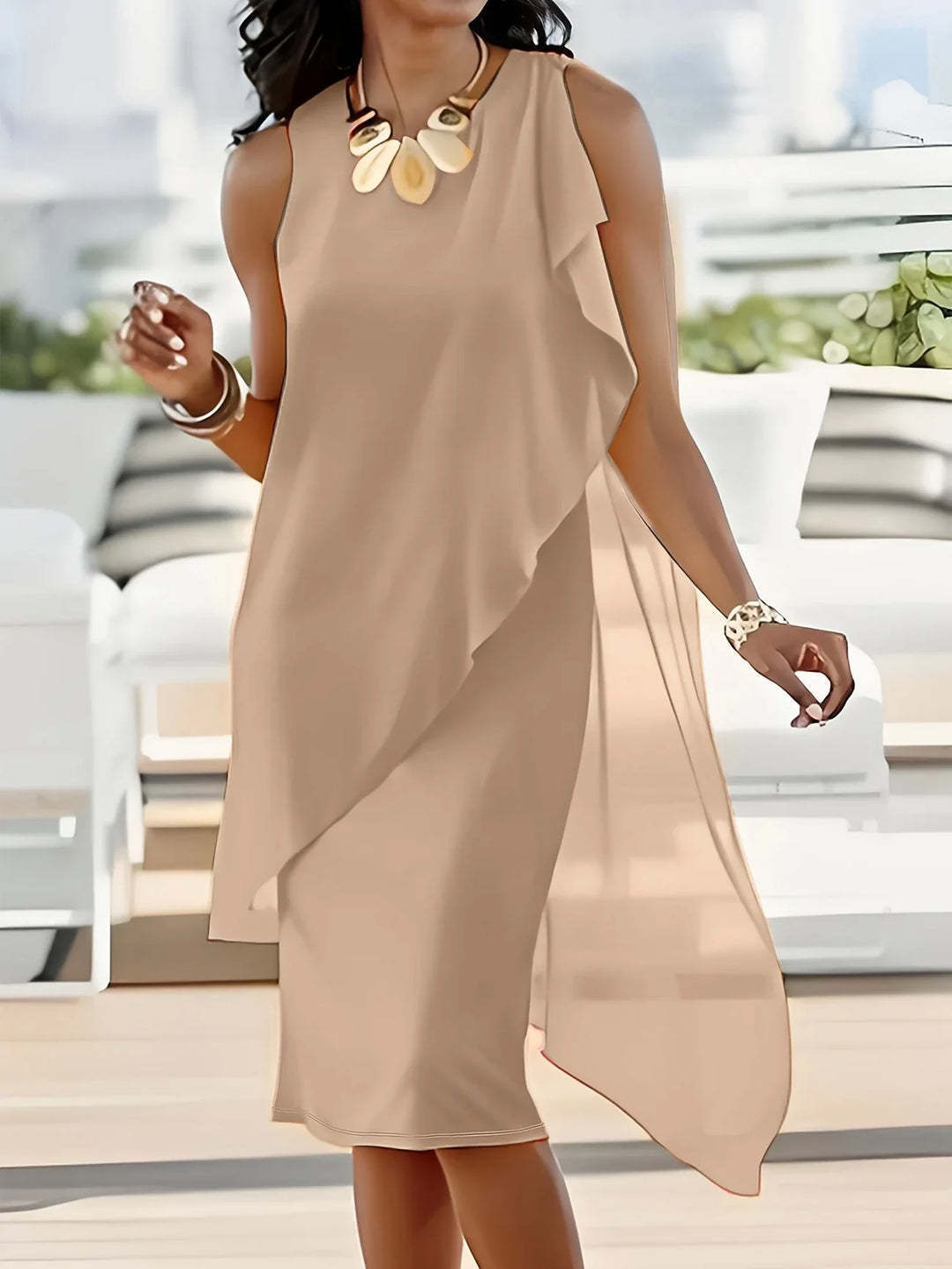 <p>Cut with fluid elegance, this silhouette glides through the evening with quiet confidence and an unmistakable sense of allure. Every movement reveals a refined presence that lingers long after the moment has passed.</p>